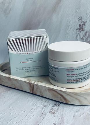 Легкий матирующий крем для лица увлажняет и уменьшает избыток жира first aid beauty ultra repair oil-control moisturizer4 фото