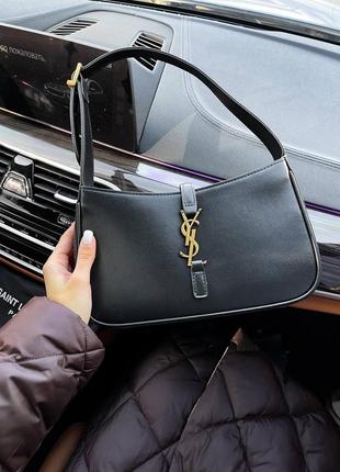 Черная кожаная сумка ysl с золотым логотипом3 фото