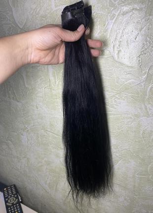 Волосы на заколках натуральное