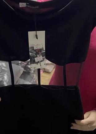 Изысканное облегающее мини платье с имитацией корсета с открытыми плечами и разрезом на ноге 🔥4 фото