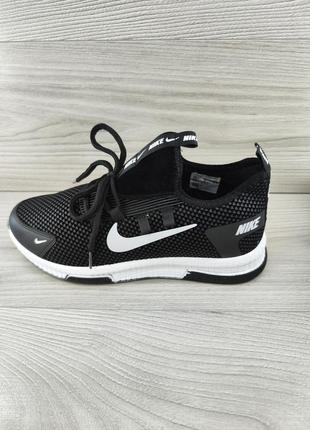 Чоловічі спортивні кросівки 40 розмір (25,0 см) чорні модні легкі кросівки3 фото