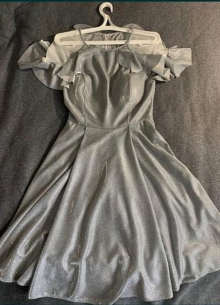 Сукня на випускний або на іншу подію