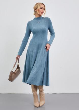 90184 голубое длинное теплое платье юбка плиссе3 фото