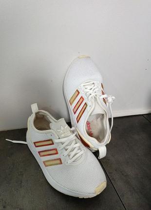 Кроссовки adidas