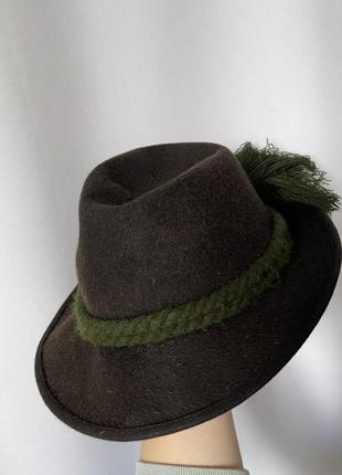 Баварская шляпа зеленая хаки с зеленым шнуром кисточка шерстяная винтаж