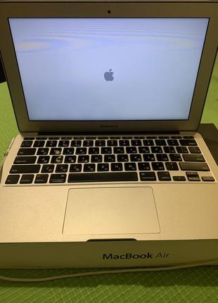 Ноутбук apple macbook air mid 20113 фото