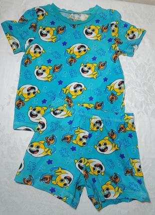 Крутой набор на мальчика 2-3 года. комплект шорты и футболка. набор шорты и футболка в акулах1 фото