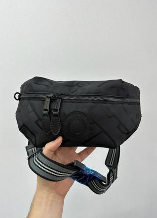 Чоловіча сумка black quilted fabric medium sonny belt bag8 фото