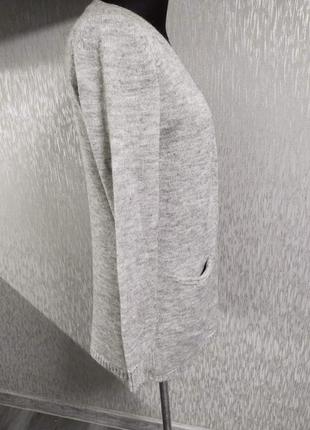 Мягкий уютный кардиган серого цвета3 фото