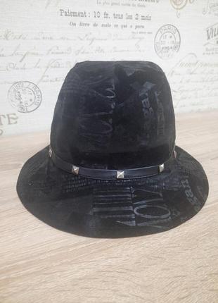 Дуже стильна чорна шляпа6 фото
