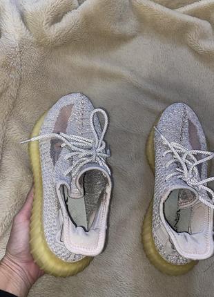 Кроссовки спортивные adidas зеки yeezy boots текстиль и мощная подошва 393 фото