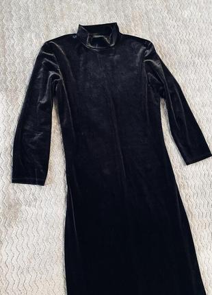 Чорне базове оксамитове велюрове плаття сукня  водолазка готичне5 фото