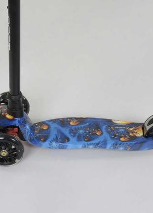 Дитячий триколісний самокат 779-1334 maxi "best scooter", колеса pu, свет, трубка керма алюмінієва4 фото