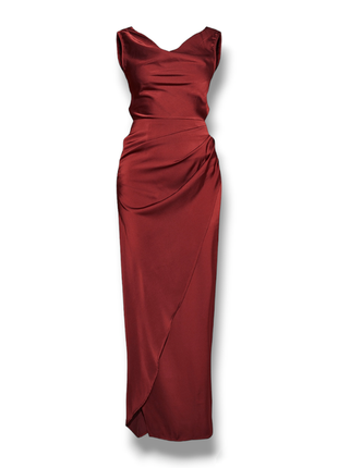 Бордовое атласное платье макси с воротником-хомутом и драпировкой от prettylittlething