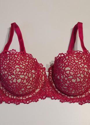 Бюстгалтер