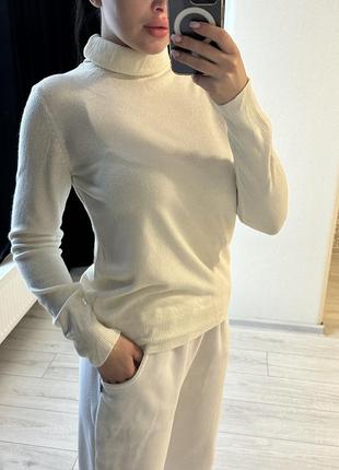 Базовий молочний гольф в від m&s