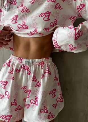 Пижама с рисунками кофта + шорты barbie2 фото