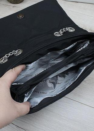 Классическая сумочка черная на цепочке4 фото