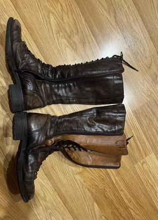 Сапоги коричневые кожаные с шнуровкой3 фото
