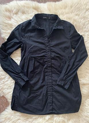 Чорна подовжена жіноча сорочка. чорна блуза. довга сорочка. жіноча сорочка .