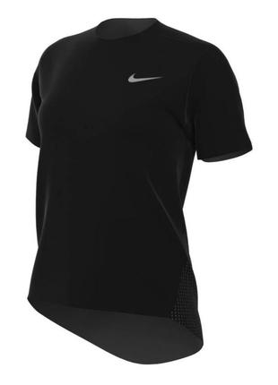 Оригинальная спортивная футболка nike