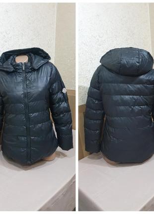 Куртка. moncler.