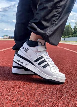 Демисезон женские кроссовки adidas forum 84 high white black4 фото