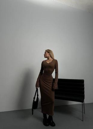 Платье со шнуровкой на спине и разрезами на рукавах мустанг рубчик5 фото