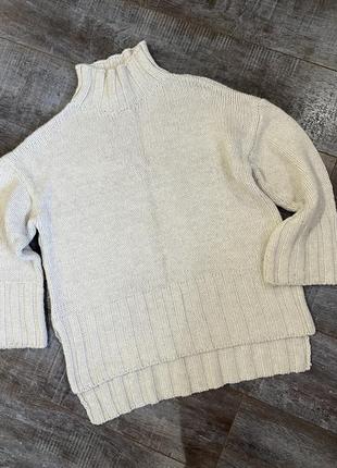 Стильный свитер оверсайз с разрезами4 фото