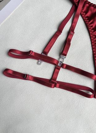 Комплект сексуального нижнего белья с бантом красный7 фото