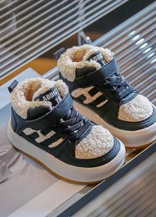 Теплые хайтопы, овчина, экокожа, липучка