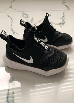 Кроссовки nike flex runner унисекс 21- 22 -размер оригинал2 фото