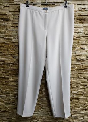 Классные кремовые женские брюки basler1 фото
