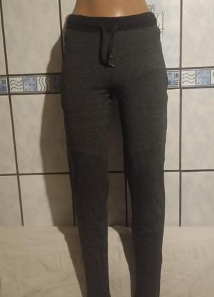 Спортивні штани