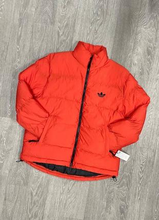 Красная куртка зимняя adidas