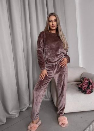 Махровая пижама кофта свободного кроя свитшот штаны джоггеры комплект для сна и дома теплый бежевый коричневый серый розовый3 фото