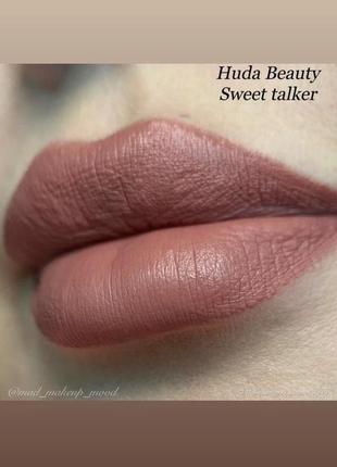 Рідка матова помада huda beauty liquid matte lipstick5 фото