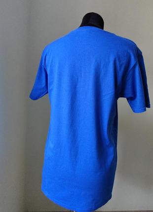 Gildan футболка синя з принтом м розмір3 фото