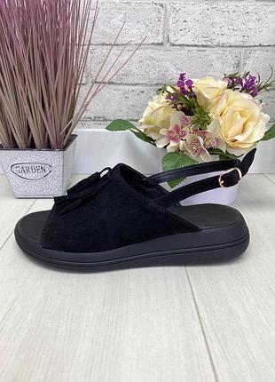 Босоножки женские