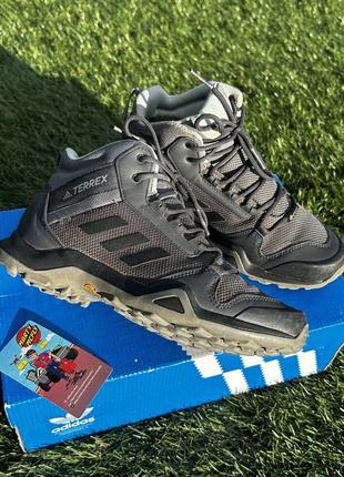 Женские трекинговые ботинки adidas terrex ax3 gore-tex salomon lowa8 фото