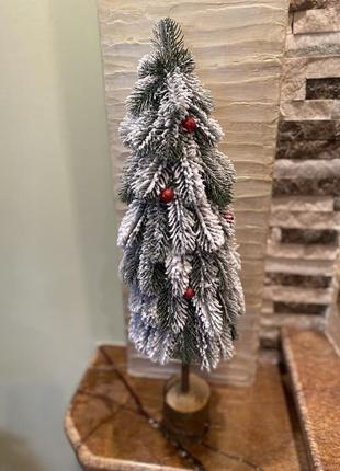 Елка офисная