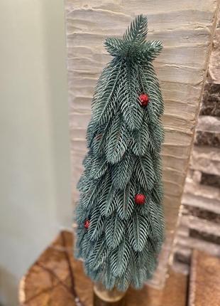 Елка офисная