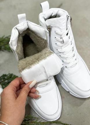 Теплые зимние белые качественные женские кроссовки-ботинки с мехом кожаные/натуральная кожа-женская обувь4 фото