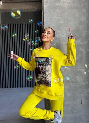 Яскравий стильний теплий утеплений спортивний костюм двійка на флісі з міккі маусом4 фото