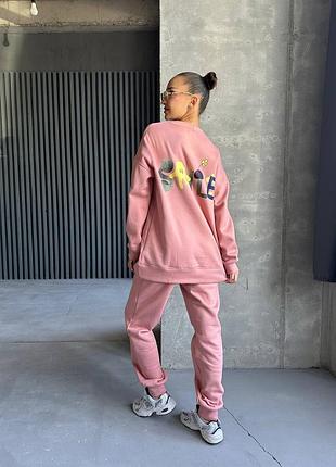 Яркий стильный утепленный спортивный костюм на флисе с микки маусом2 фото