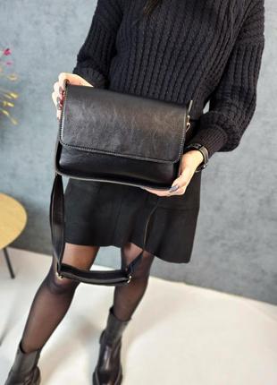 Черная женская сумка, кросс боди из качественной экокожи, маленькая сумочка через плечо черная8 фото