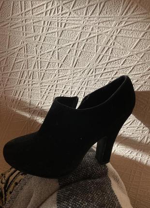 Женские ботинки2 фото