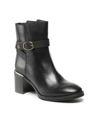 Tommy hilfiger ботильоны th belt heeled boot fw0fw06766 черный