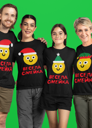 Футболки черные фемили лук family look для всей семьи "весела семейка. смайлики в новогодних шапках"1 фото