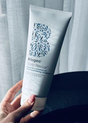 Шампунь скраб briogeo scalp revival charcoal + coconut oil micro-exfoliating scalp scrub shampoo